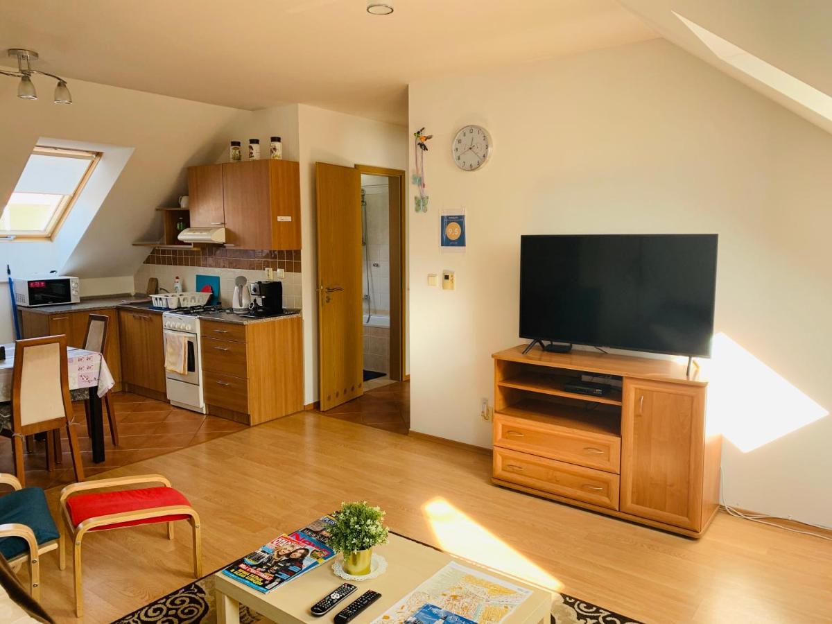 Apartment Biely Kostol Eksteriør billede