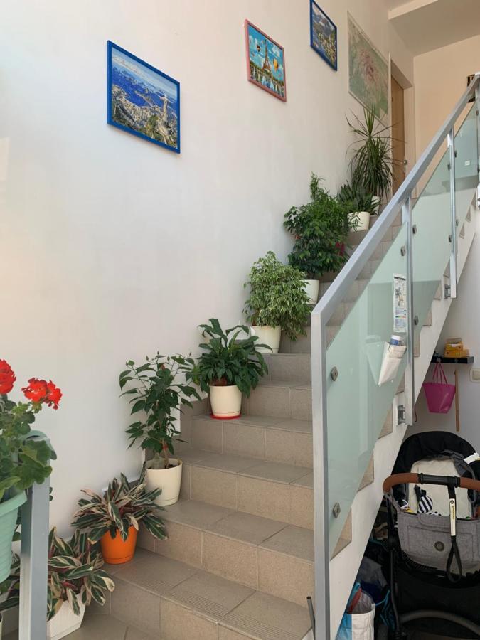Apartment Biely Kostol Eksteriør billede